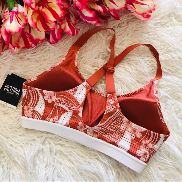 NWT Victoria’s Secret Pink Sport Bra - Picture 3 of 5